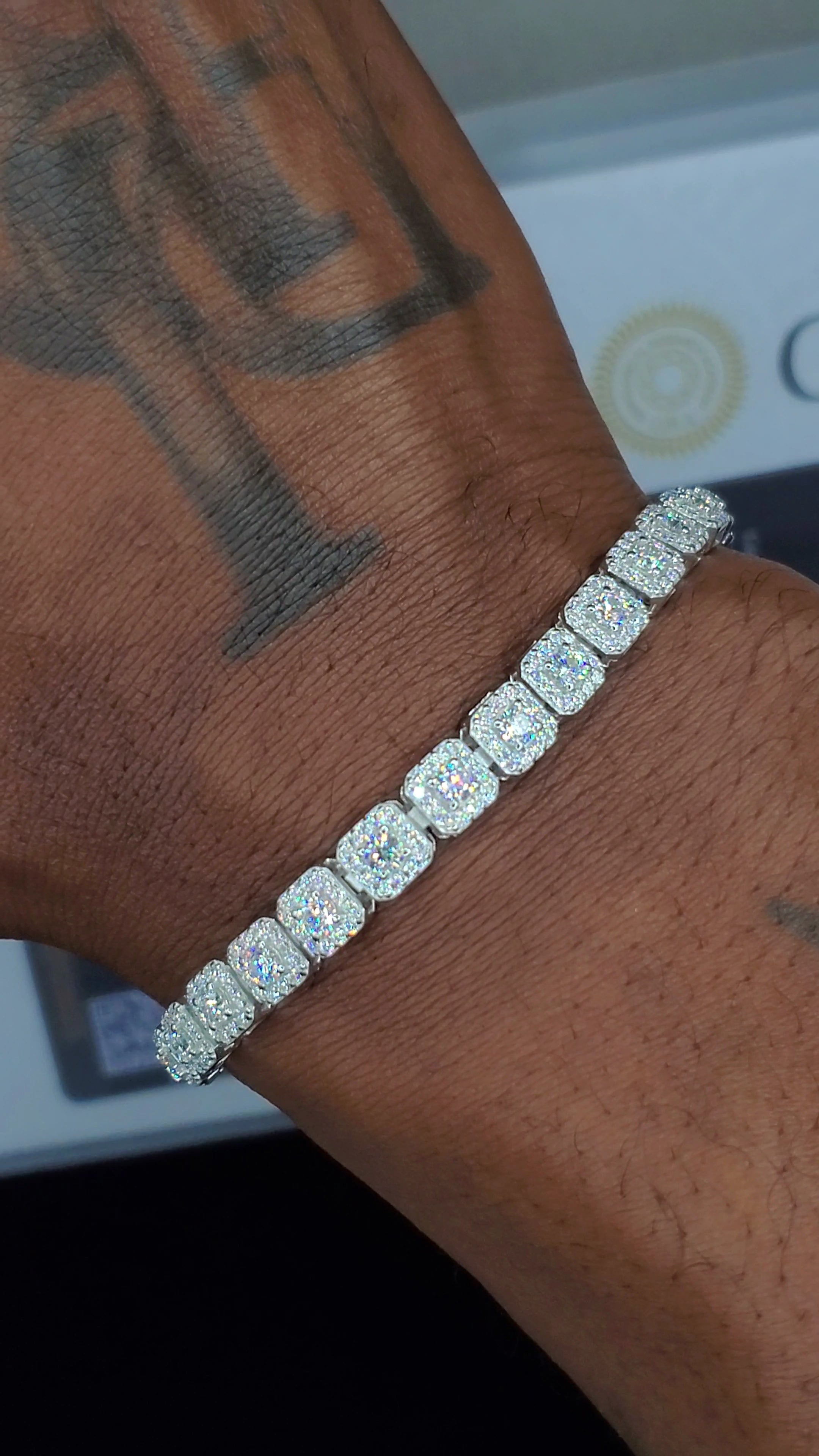 VVS1 Clarity Cluster Tennis Bracelet