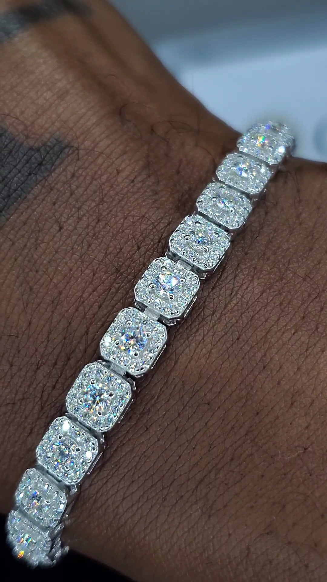 VVS1 Clarity Cluster Tennis Bracelet